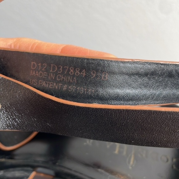 Cole Haan Wedge Heel Sandal Black Leather Open Toe Zipper Gladiator Shoe 9.5 - Picture 10 of 11